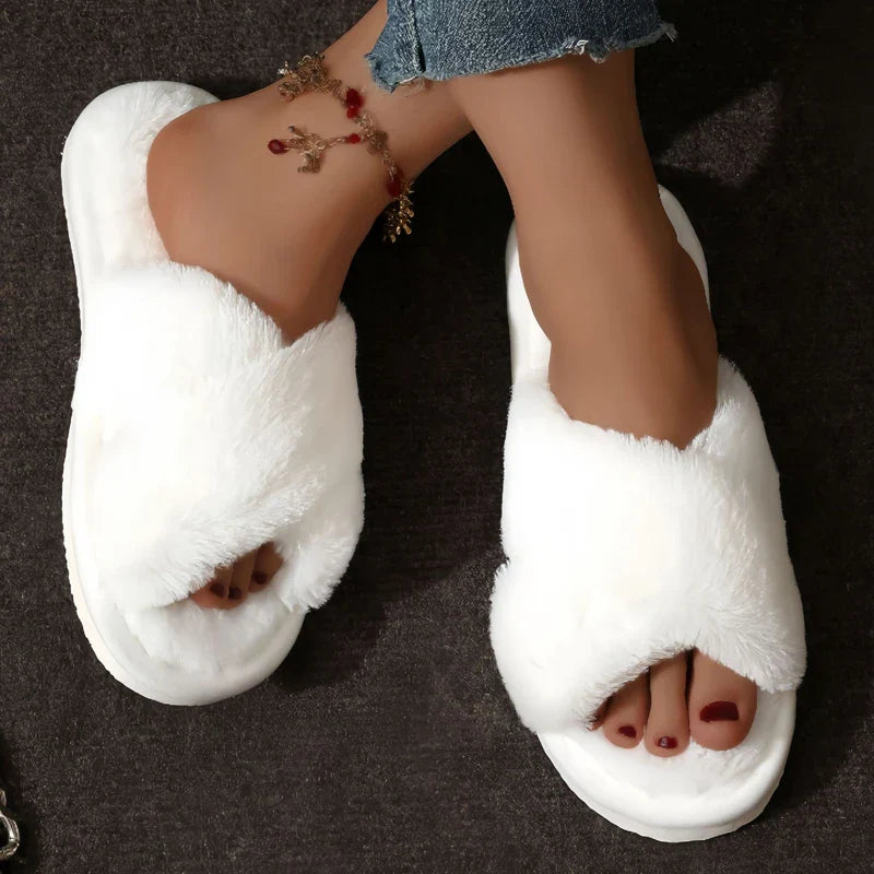 Cozy Lightweight Fluffy Slides